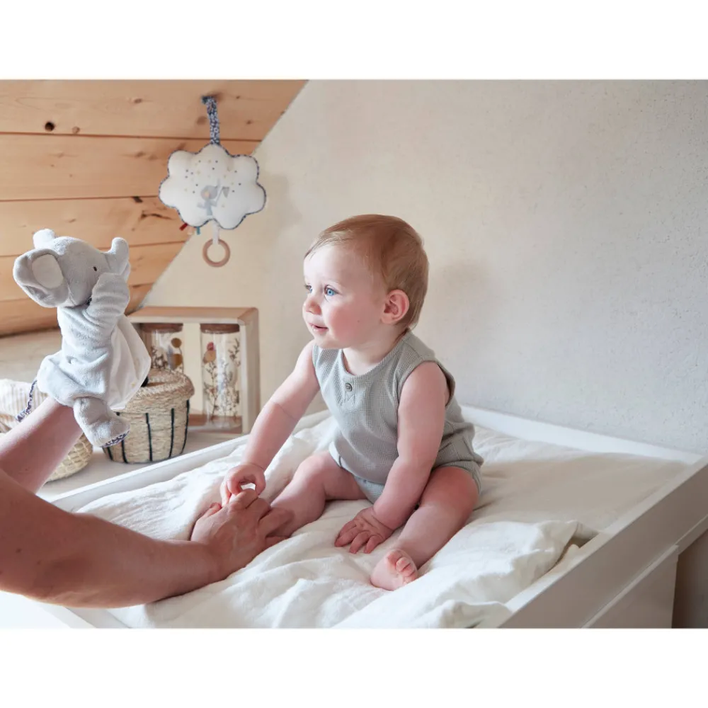 Kaloo Coussin musical "Brille, brille petite étoile"< Peluches Musicales